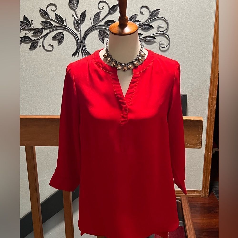 EUC Red SugarLips Hi/Low Women's Top Size Medium #032